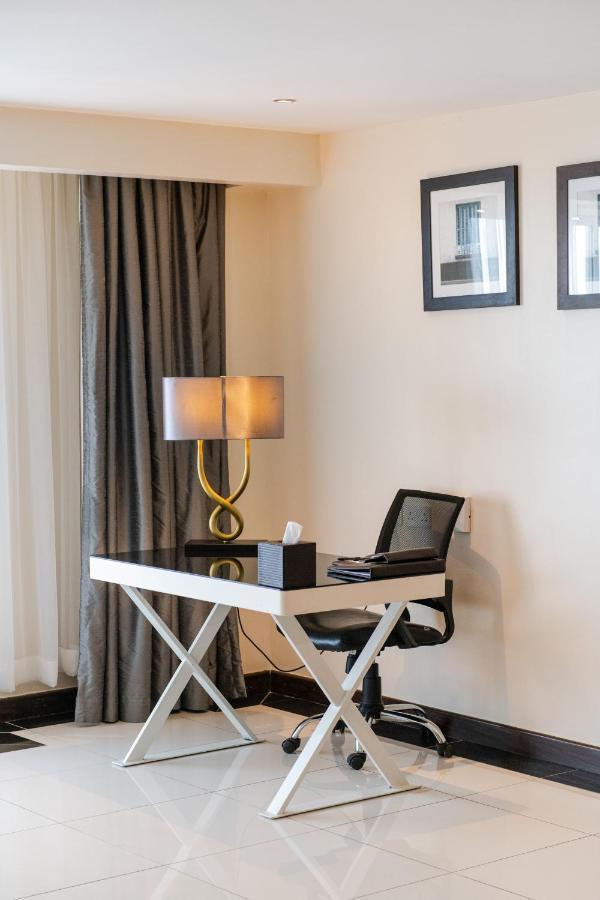 Acacia Premier Hotel كيزيمو المظهر الخارجي الصورة