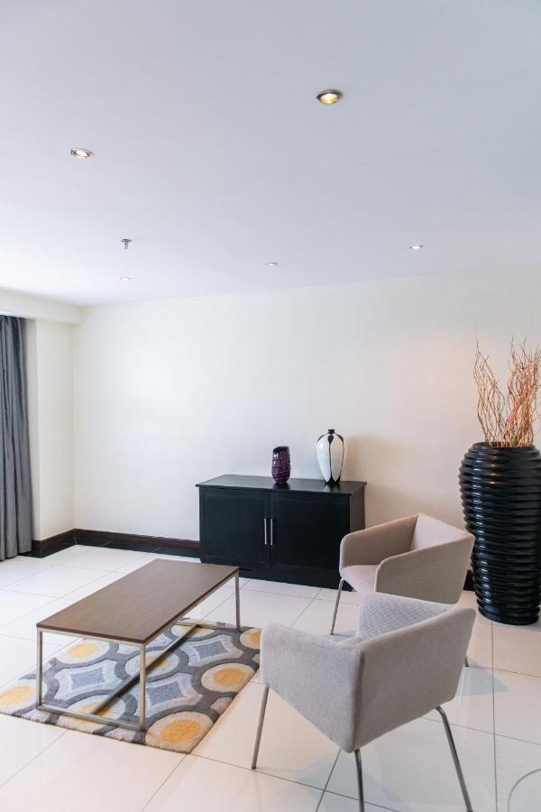 Acacia Premier Hotel كيزيمو المظهر الخارجي الصورة