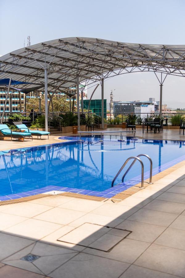 كيزيمو Acacia Premier Hotel المظهر الخارجي الصورة