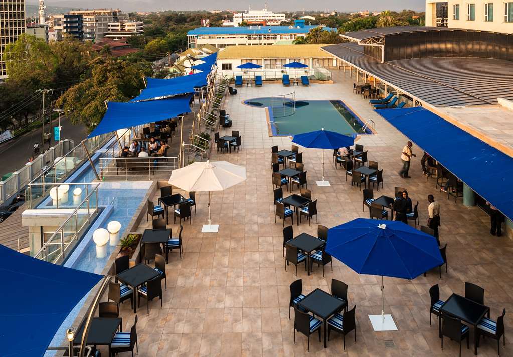 Acacia Premier Hotel كيزيمو المطعم الصورة